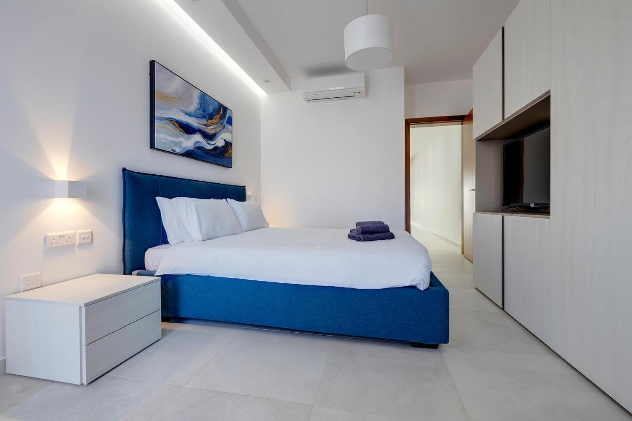 Luxe Apartment With Valletta And Harbour Views Слима Экстерьер фото
