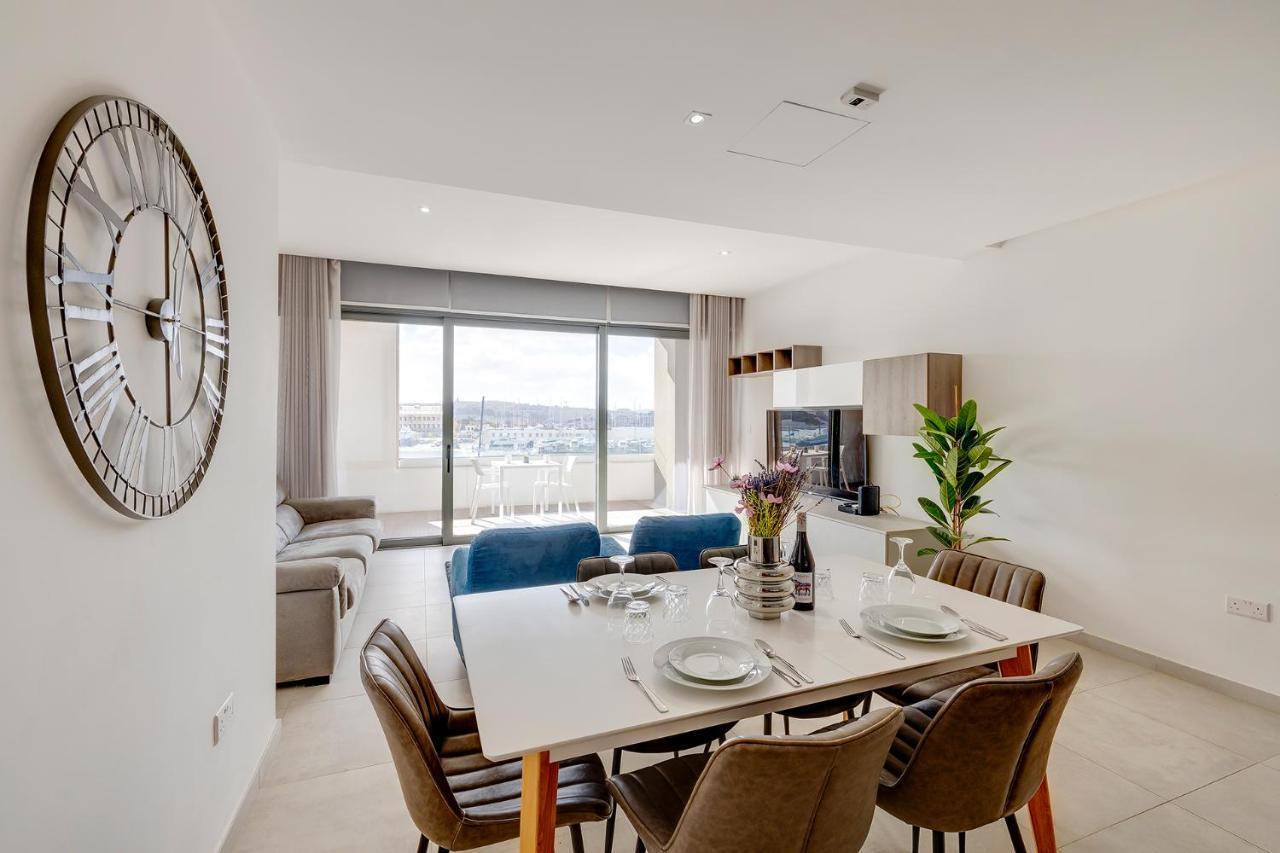 Luxe Apartment With Valletta And Harbour Views Слима Экстерьер фото