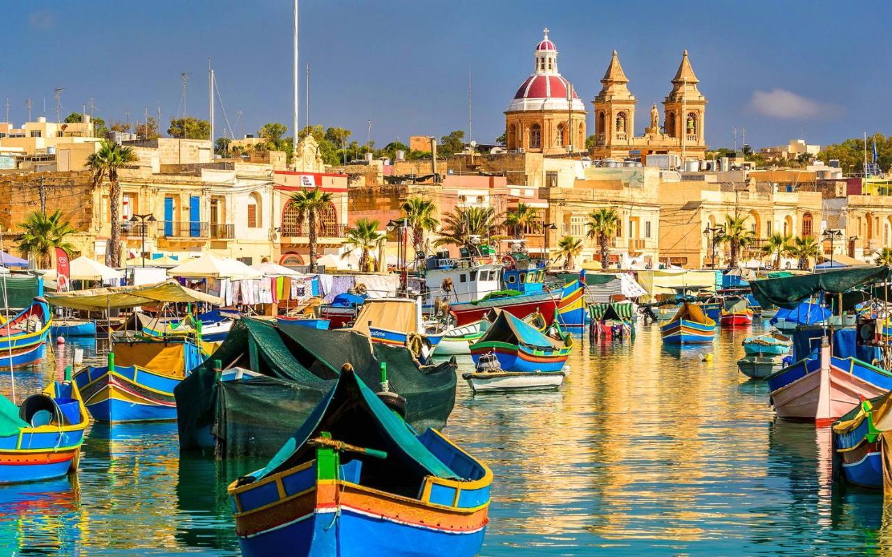 Luxe Apartment With Valletta And Harbour Views Слима Экстерьер фото